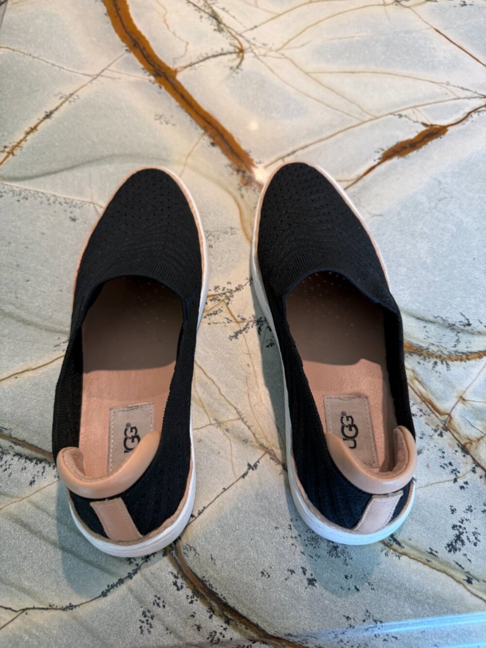 UGG Women's Slip On Size 9  --  moving